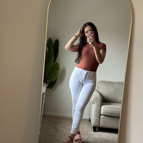 Lucky Brand White Skinny Jeans - Picture 2 of 2